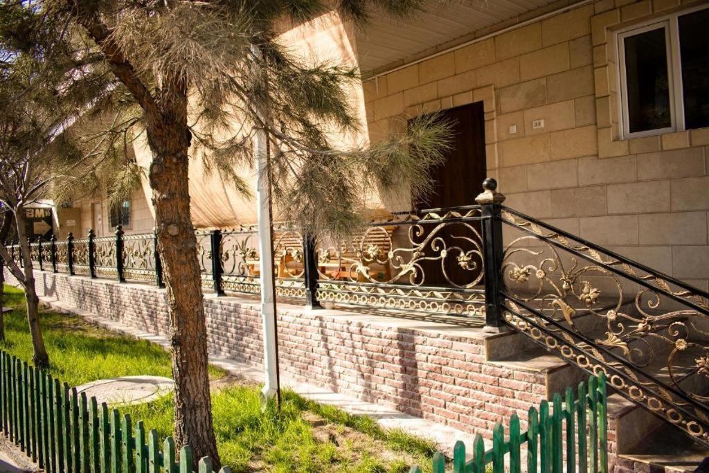 Galeon Hotel Бишкек Экстерьер фото