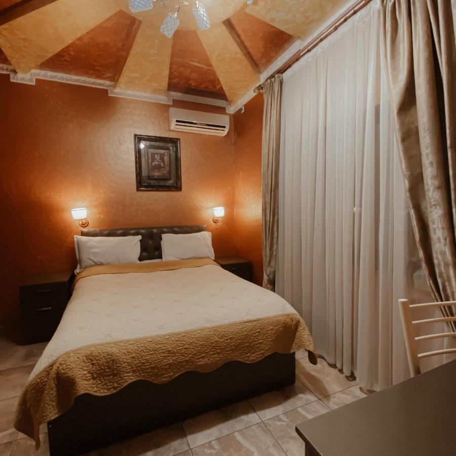 Galeon Hotel Бишкек Экстерьер фото